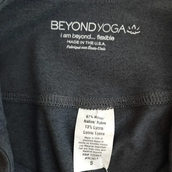 Beyond Yoga Colorblock Plush Angles Capri Legging in Three Tone Grey - Picture 6 of 10